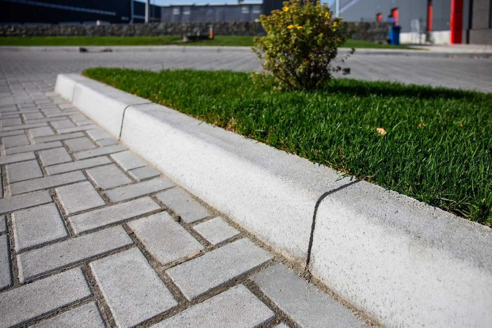 Бордюр. Бетонные бордюры. Дорожные бордюры. Тротуарные бордюры,