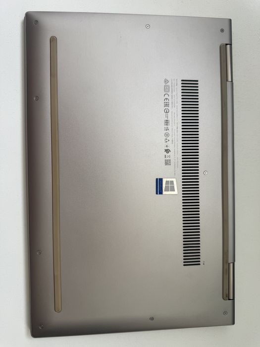 Lenovo Yoga c740