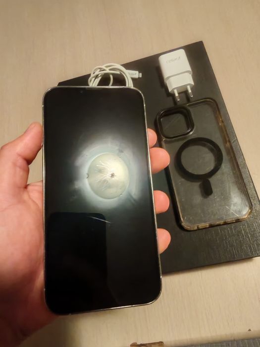 iPhone 13 Pro Max 256GB  9.5/10 | Încărcător, Husă & Folie | Baterie originalǎ 73%