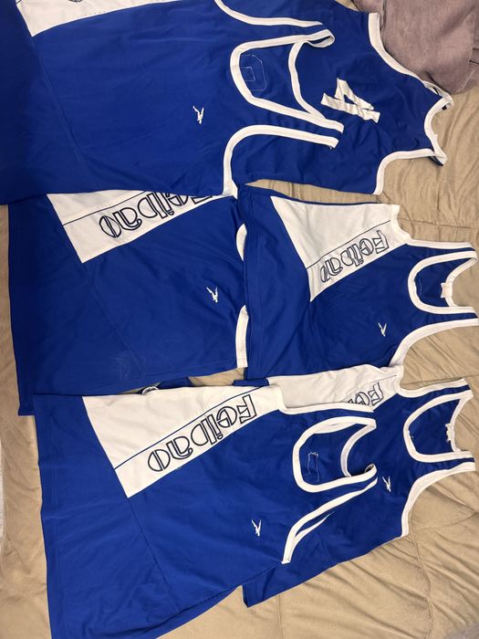 Командный номерные майки баскетбол волейбол в количестве 7 штук