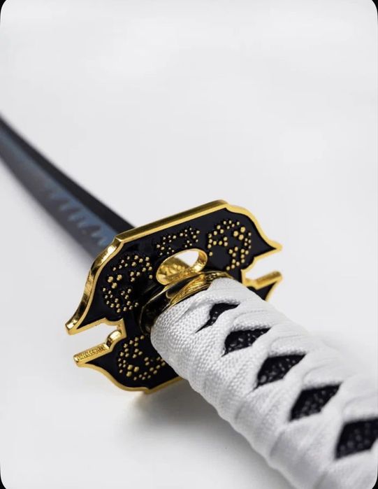 катана белая, метал