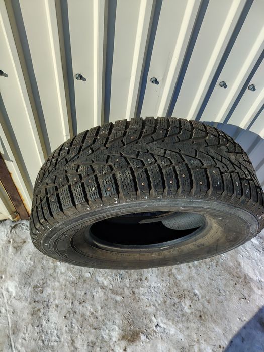 275/70/R15 резина 1шт. С шипами