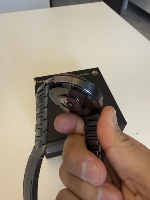 Huawei watch 4 pro Space Edition