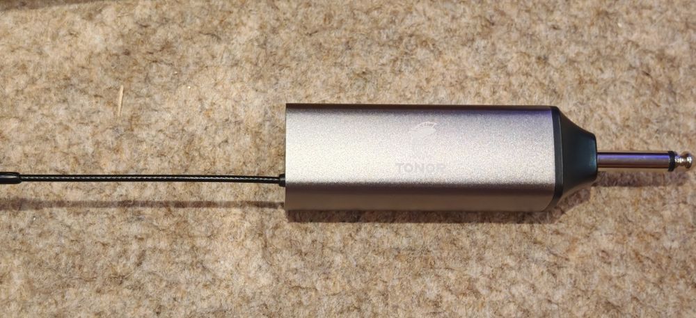 Set 2 microfoane wireless Tonor