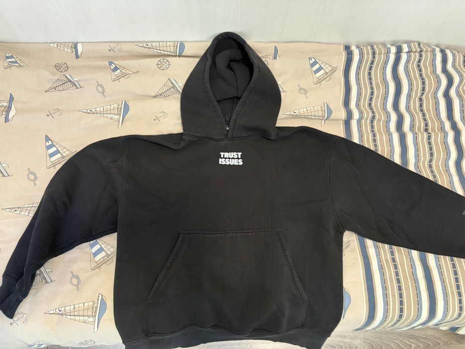 Alexander Spade Trust Issues