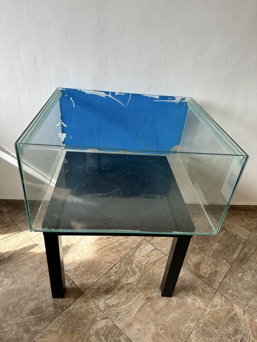 Аквариум за рибки или костенурка