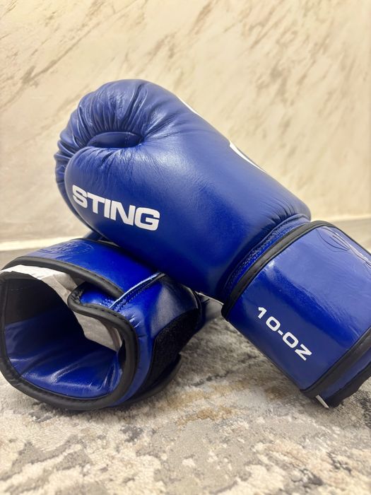 Manusi de box Sting Albastre