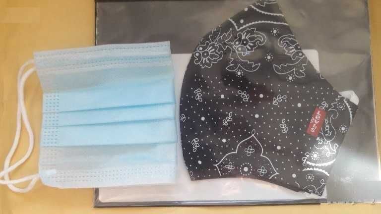 Предпазна маска Levi's, черна, двулицева ПРОМО