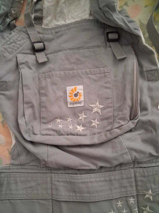 Marsupiu ergonomic Ergobaby