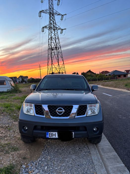 NISSAN Pathfinder