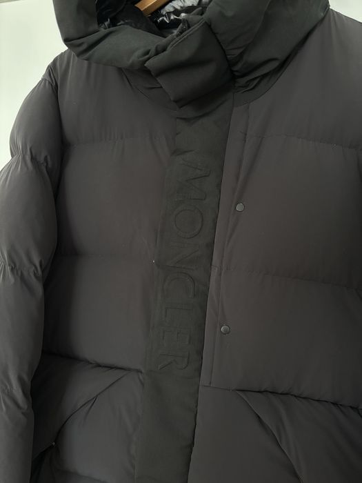 Geaca ORIGINALA Moncler Short Down Negru Mat, Size 4