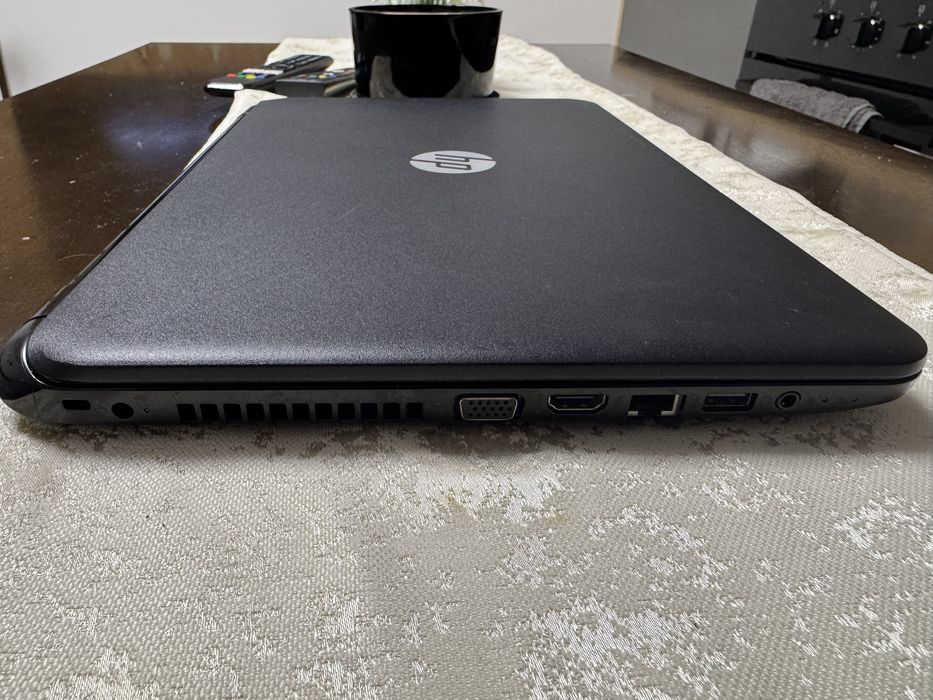 Лаптоп HP 250 G3