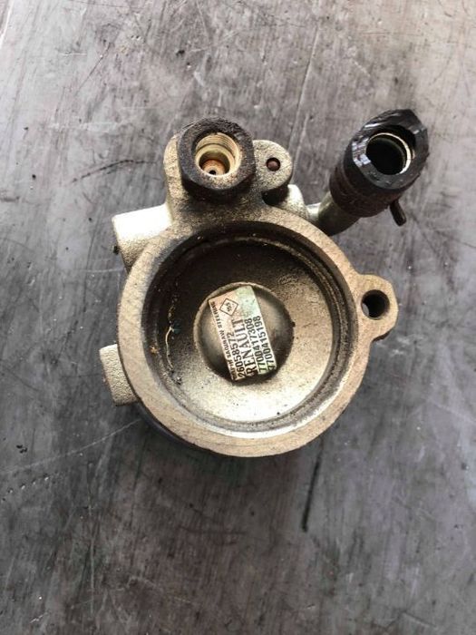 pompa servodirectie 1.9 dci renault megane scenic 2002