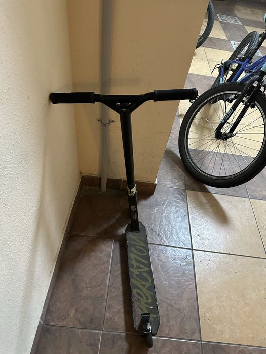 Самокат трюковый