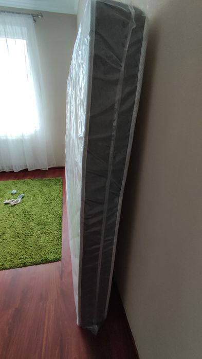 Матрас для кровати