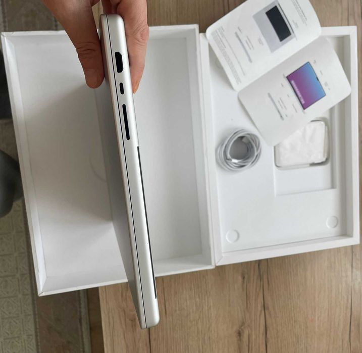 16-inch MacBool Pro M4 Max Chip 36GB memory 1Tb storage