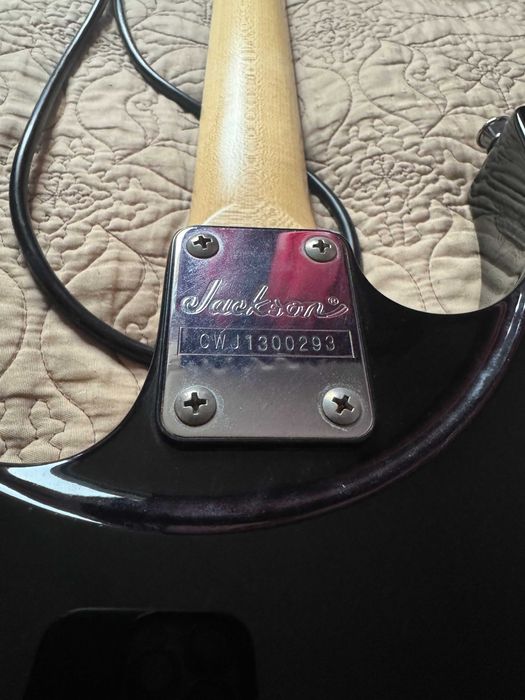 Vand Chitara Electrica Jackson sau Harley Benton + Amplif Ibanez