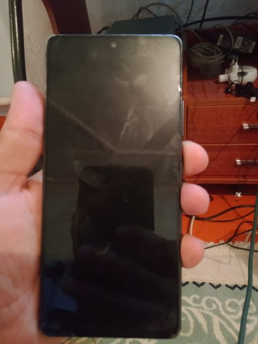 Самсунг S 10Lite