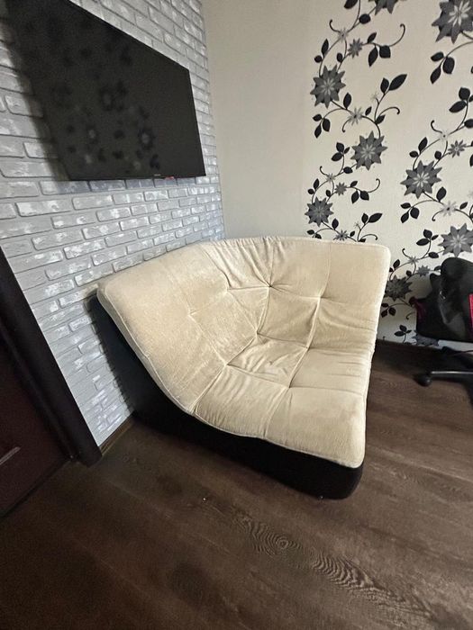 Диван в гостиную