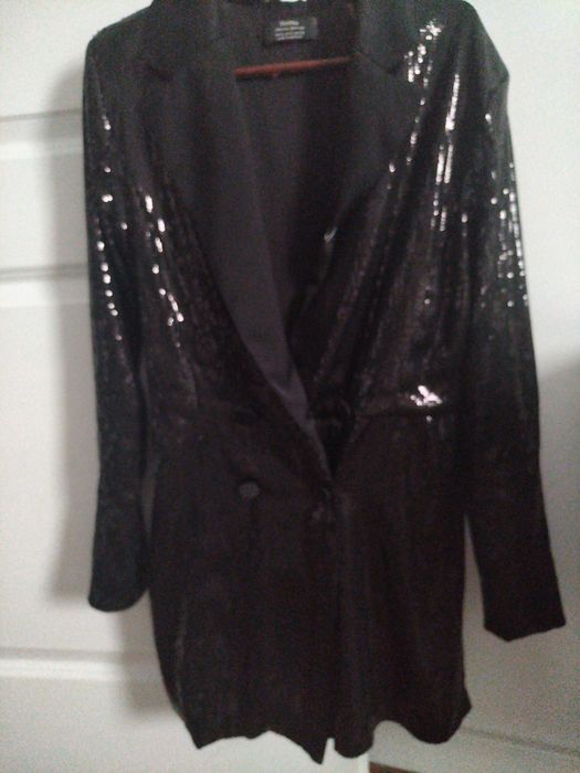 De vanzare Salopeta-pantalon scurt Bershka, marime M, in conditii bune