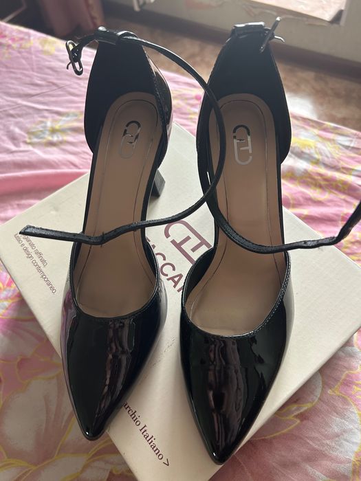 Продам туфли женские