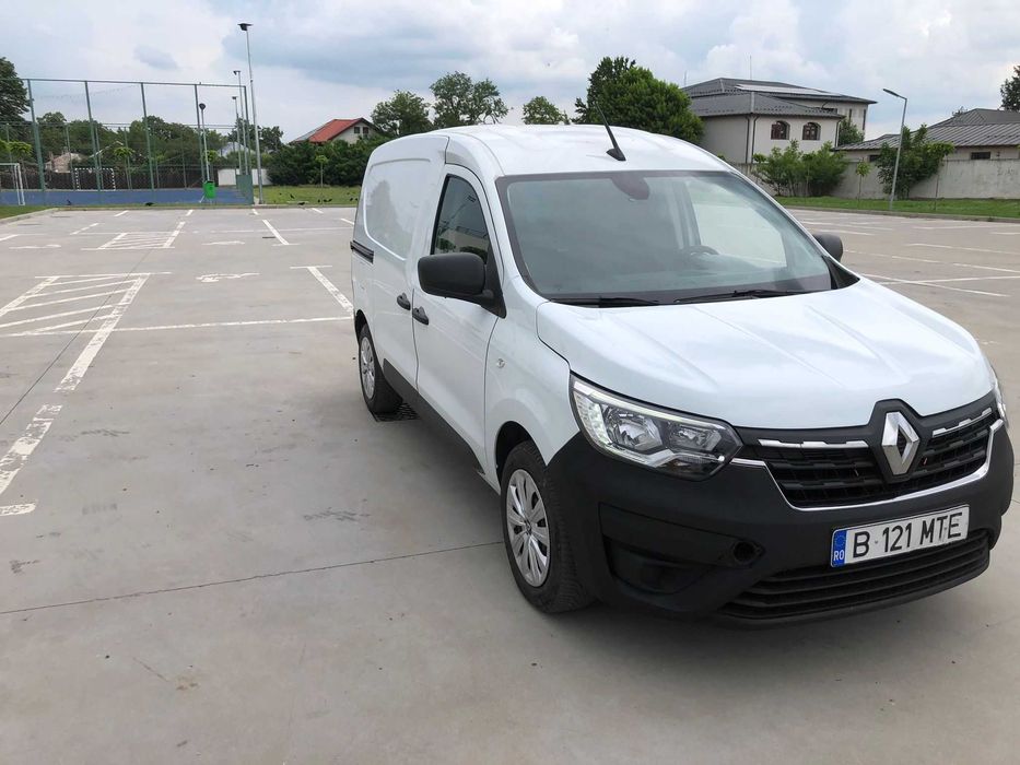 RENAULT Express 2024 — imagine 2