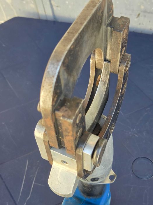 Klauke ESG 85-L Акумулаторна Резачка за Кабели 85мм Makita