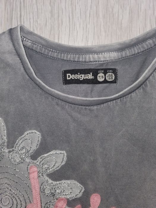 2 rochite Desigual, ca noi, Marime 7-8 ani. Dimensiuni in poze