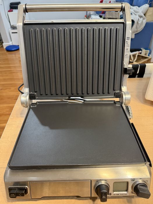 Гриль Bork G802 в отличном состоянии