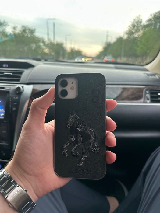 Iphone 12 64/77%
