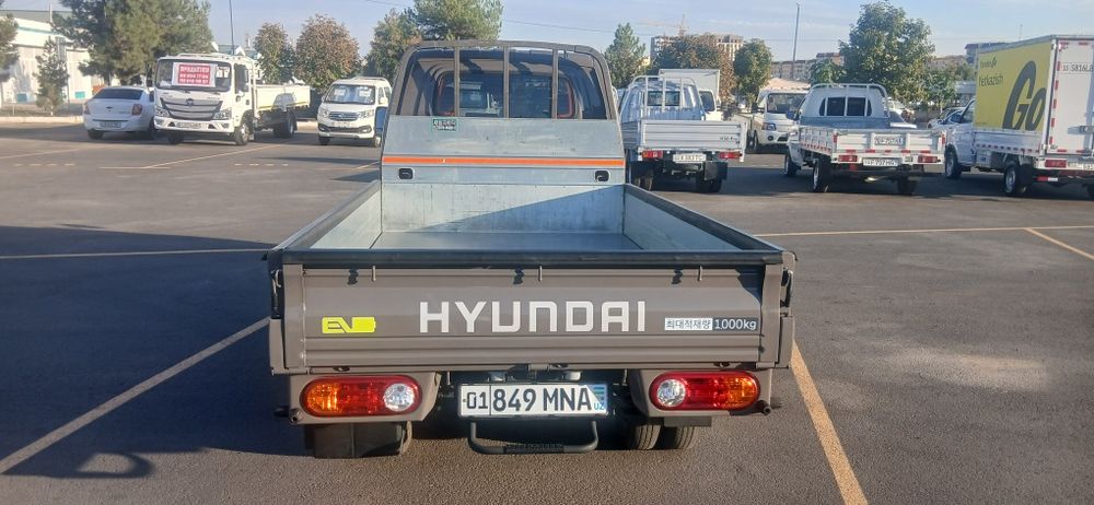 narxi 25000$ Hyundai