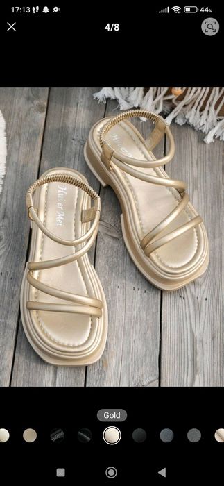 Дамски сандали - златни