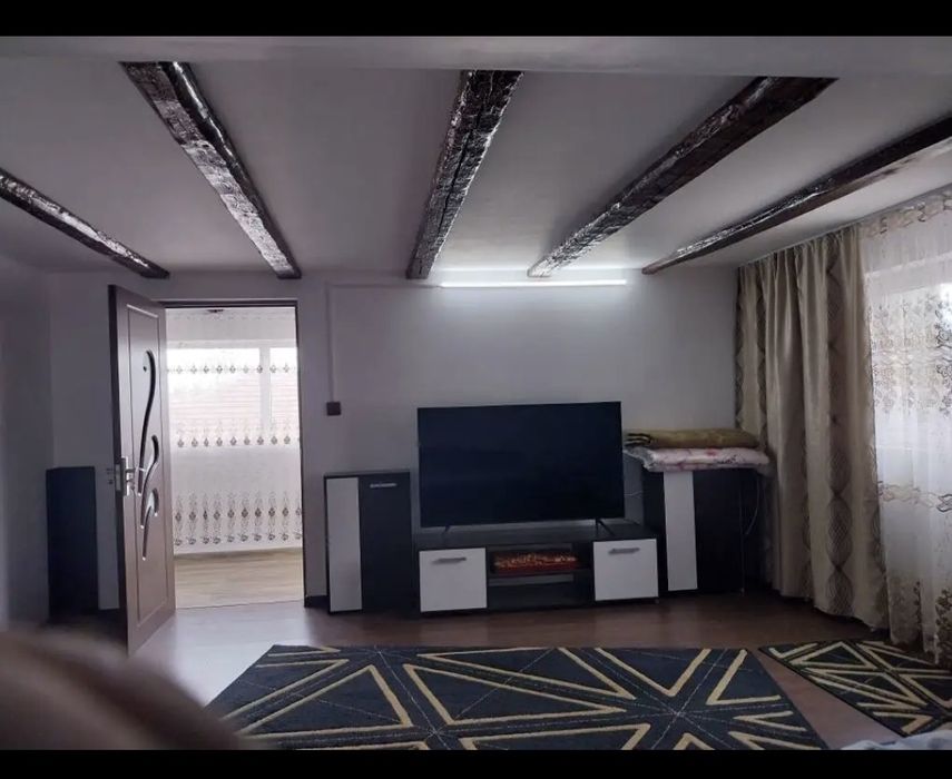 Vând casa ,Zona Măneciu-Ungureni Ph