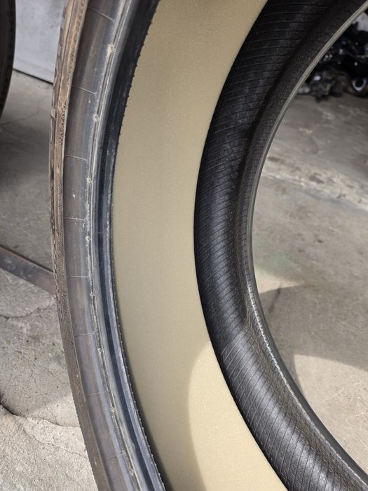 4 бр. летни гуми 255/40/20 Continental  AO DOT 4122 2x4,5 mm 2x3,5-4,5 mm