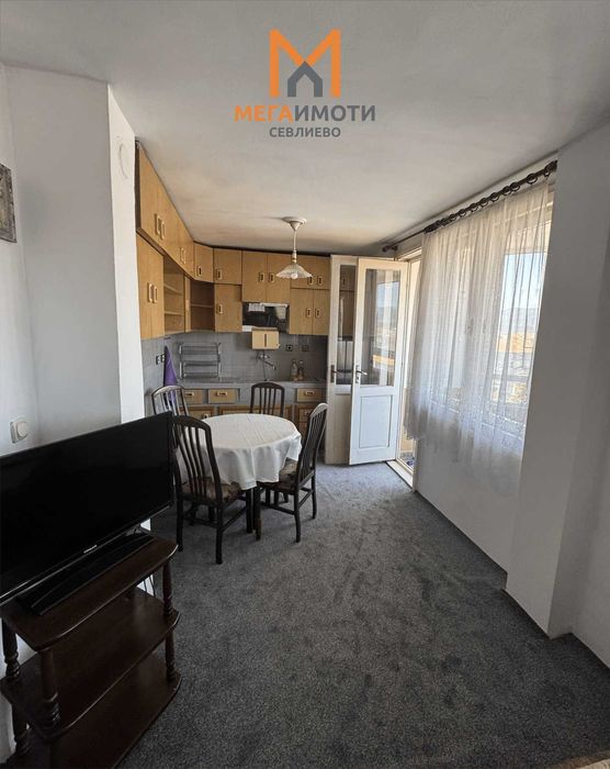 Дава се под наем Тристаен апартамент в Севлиево - 98 кв.м за 229.5 € - Снимка #2