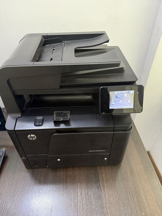 Принтер HP 400 и компьютер хорошем состояние
