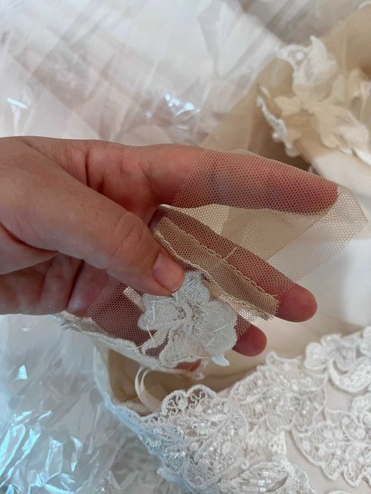 Сватбена рокля цвят пудра