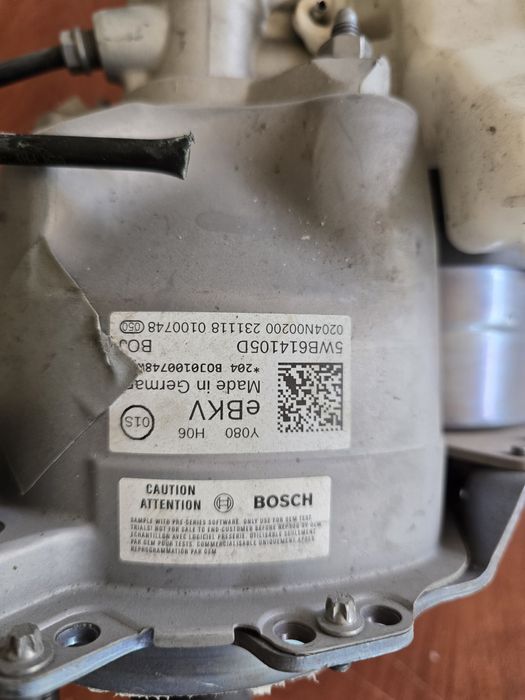 Серво за Skoda Octavia 5WB614105D