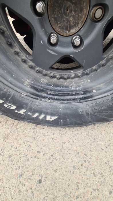 Диск с покрышкой 285/75/16