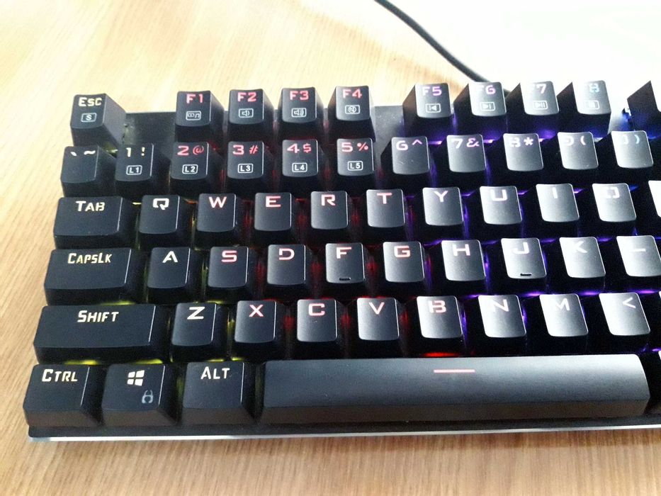 Mechanical Keyboard X Falcon Z-88, RGB
