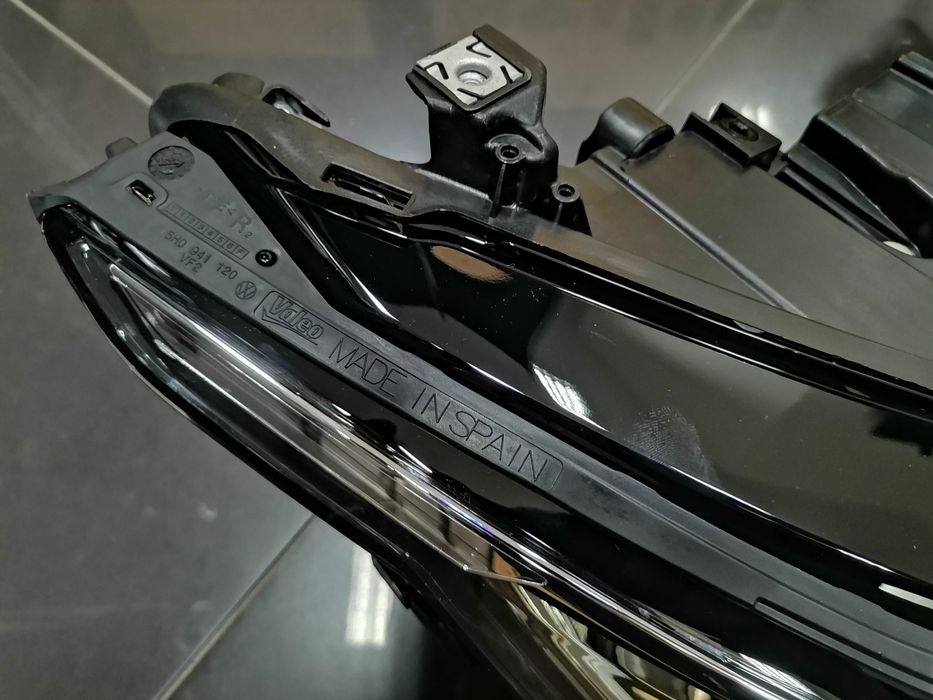 Нови Фарове Full LED VW GOLF 8 Ляв + Десен Фар Голф 8 5H1941005 / 006