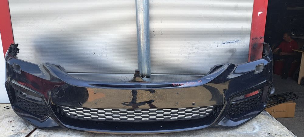 Bara fata BMW G30 M