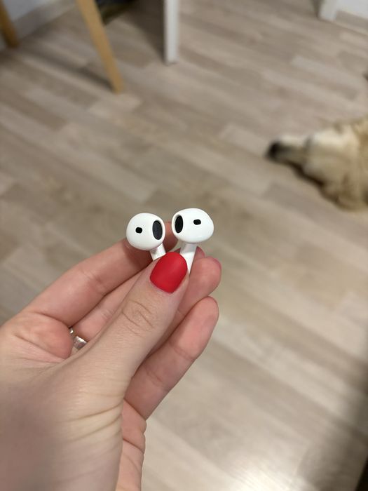 AirPods 4 -Active Noise Cancellation