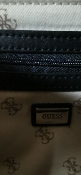 Poșetă femei Guess