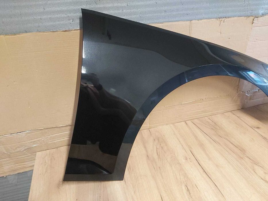 Aripa Fata Dreapta Audi A4 B9 An 2015-2019 (LZ9Y (Negru))