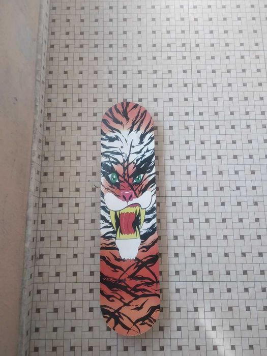 продам скейтборд