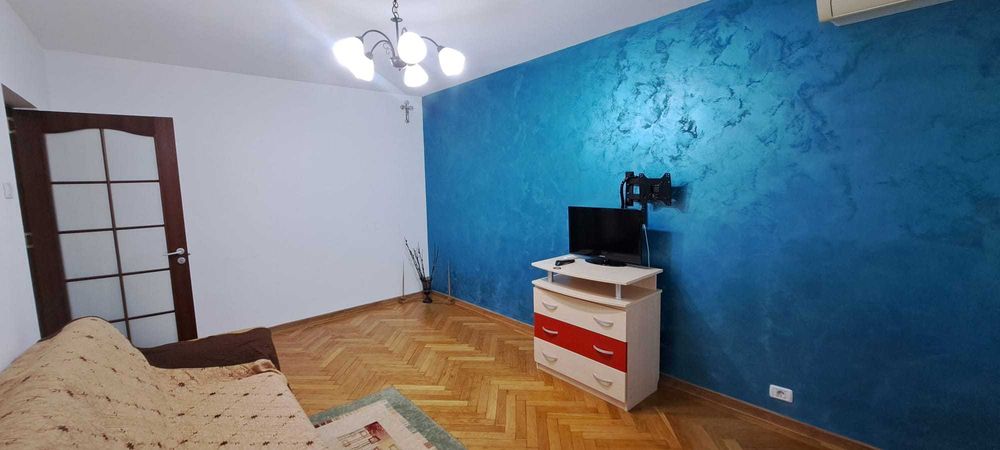 Inchiriere apartament 3 camere, Bld Decebal