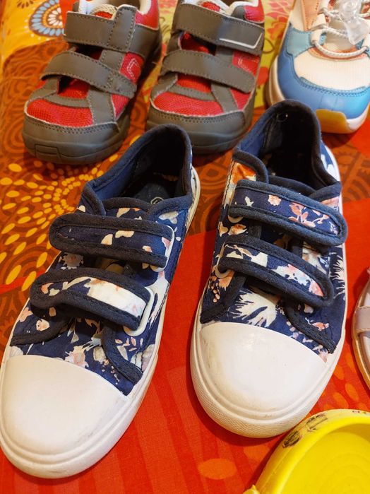 Лот обувки пролет- лято за момиче