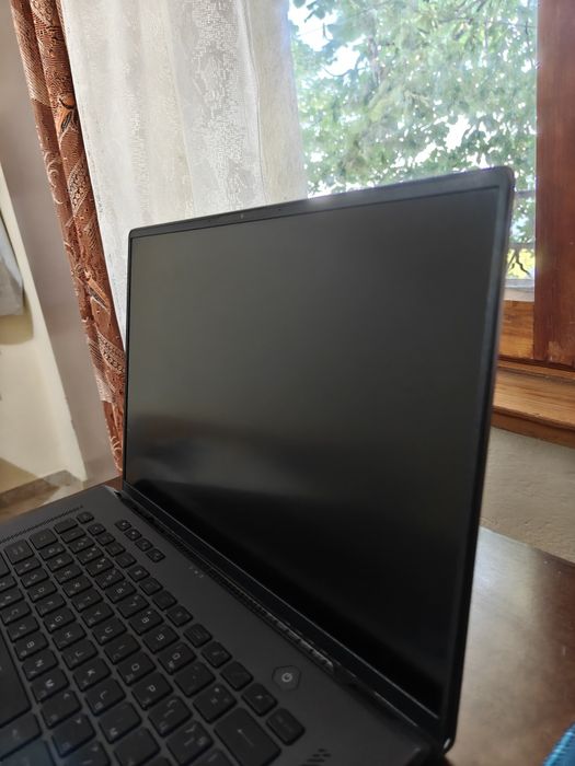 Asus Rog Zephyrus m16