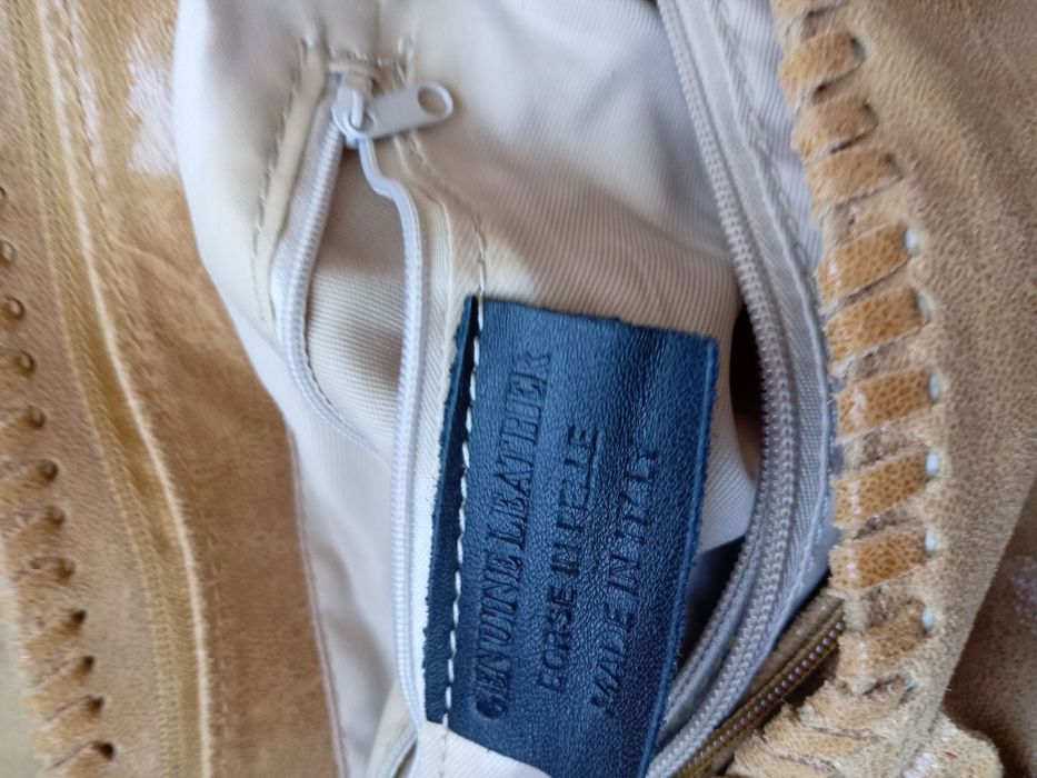 Продавам дамска италианска чанта естествена кожа